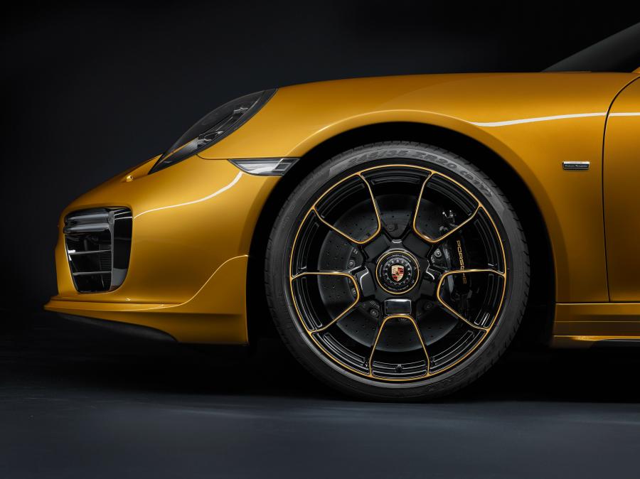 Колеса Porsche 911 Turbo S Exclusive Series (991) 2017 года  (фото 53 из 70)